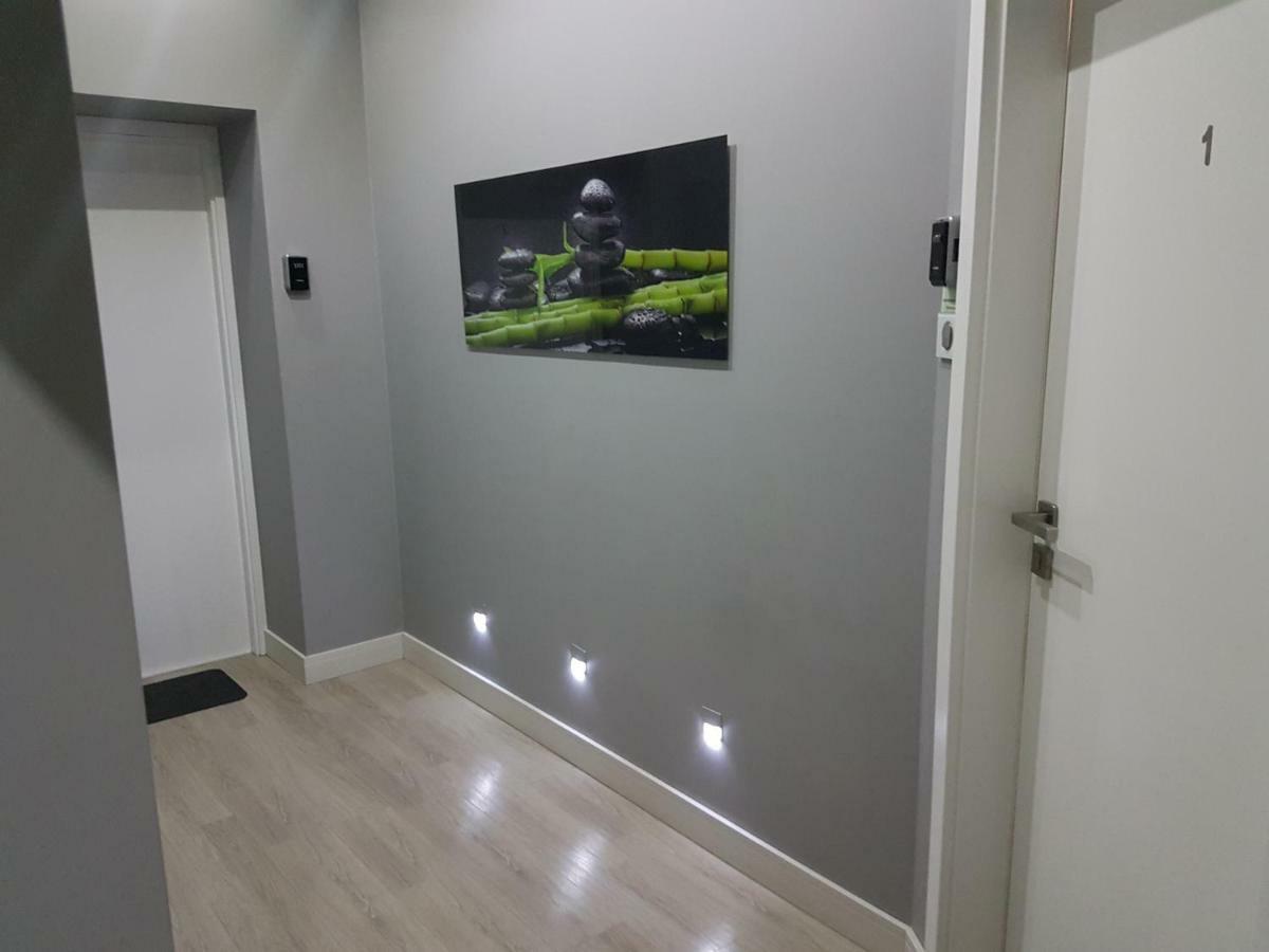 Apartamenty Lazurowy I Sloneczny Z Darmowym Parkingiem Strzezonym Jelenia Góra Exterior foto